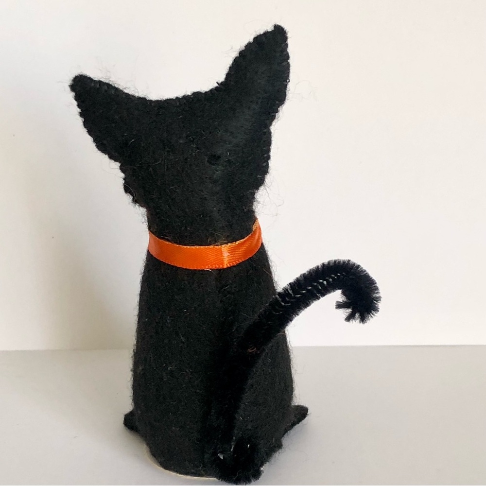 Black Cat Felt art doll hand-sewn handmade Orange ribbon bell - Picture 6 of 9